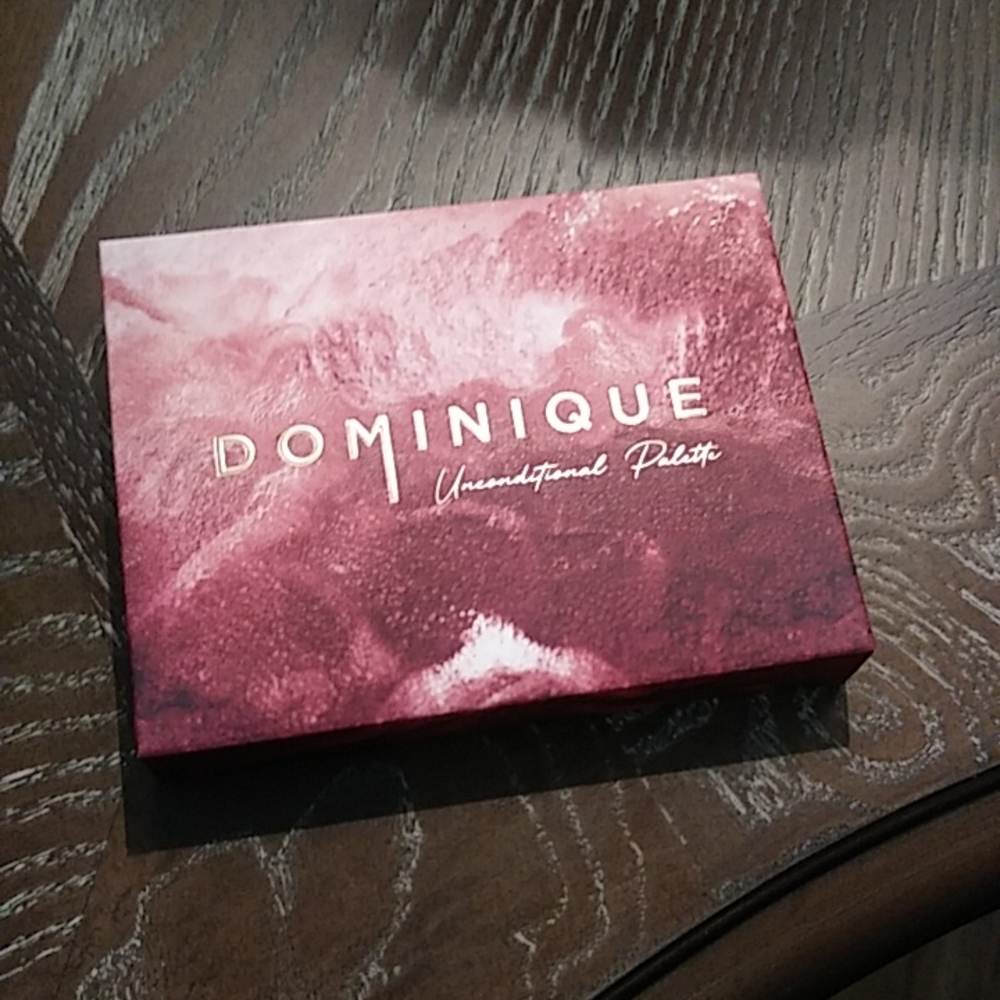 New Dominique Cosmetics Unconditional Eyeshadow Palette Women's Makeup Glam - Picture 9 of 14